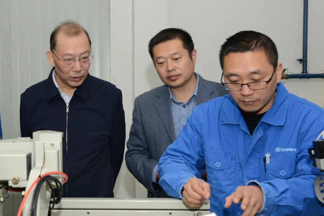 1634556358809525.jpg 640.webp (11).jpg