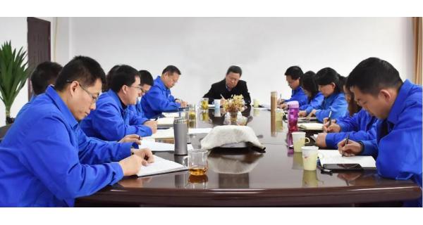 長嶺電氣黨委書記、董事長趙剛強到紡電公司調(diào)研時強調(diào) 盤活有效資產(chǎn) 深化改革改制